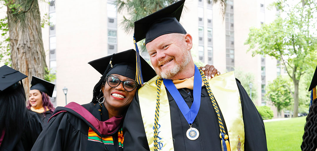 Graduate School of Social Service Sends Grads off to Heal a Broken World