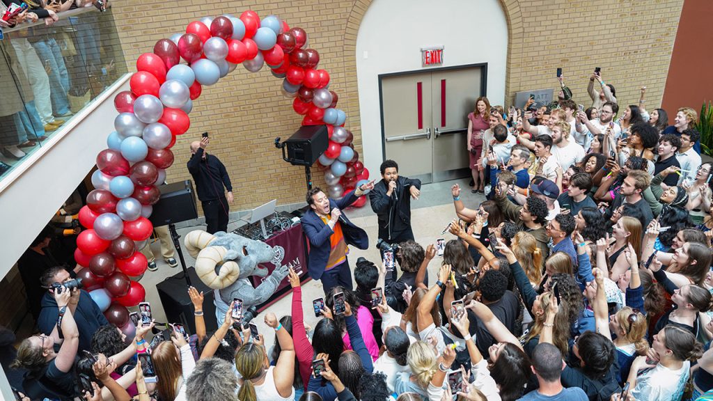 the Weeknd and Jimmy Fallon perform for a big crowd at Fordham