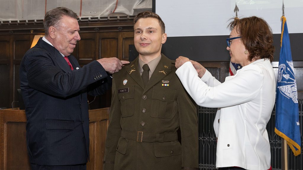 Second lieutenant Zachary Yemets, Fordham Class of 2025, with his lieutenant's bars being pinned on 