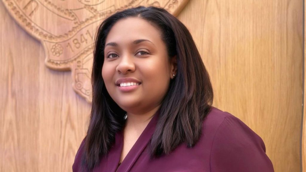 At Work with Cheretta Robson Q&A with Cheretta Robson, senior associate director of the Career Center at Rose Hill