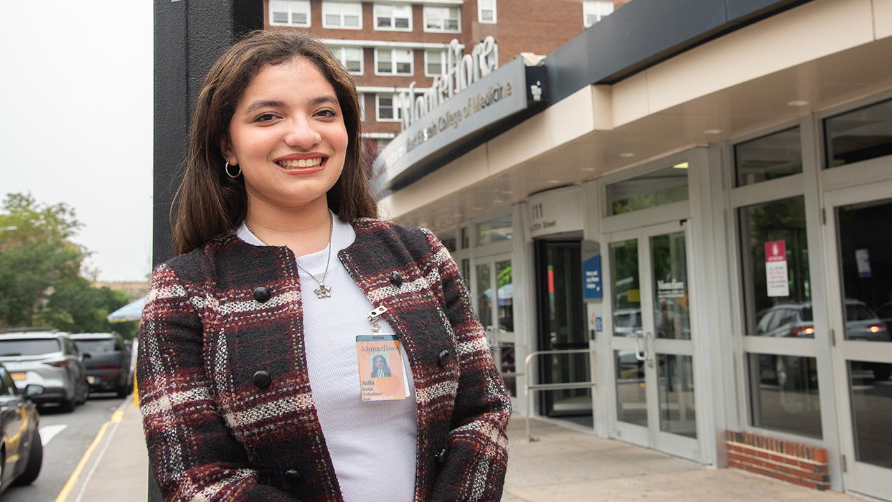 Internships and Mentoring in Bronx Hospitals Empower Students