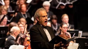 Nathan Bahny, Opera Singer and Quinn Library Associate, Dies at 72