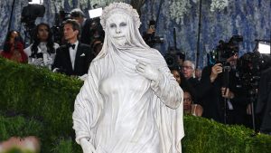 Heidi Klum’s Met Gala Look Channels Fordham’s Ancient Fashion Influencers