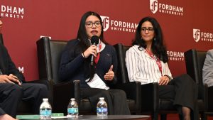 Should AI Be Used in Schools? Weighing the Benefits and Risks